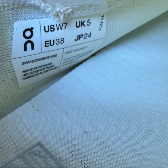 Women’s On Cloud 5 Coast Sneakers Trainers - Picture 11 of 11